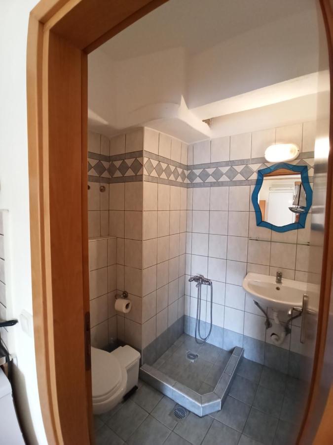 Villa Cosmos Inn Olympiakí Aktí 외부 사진