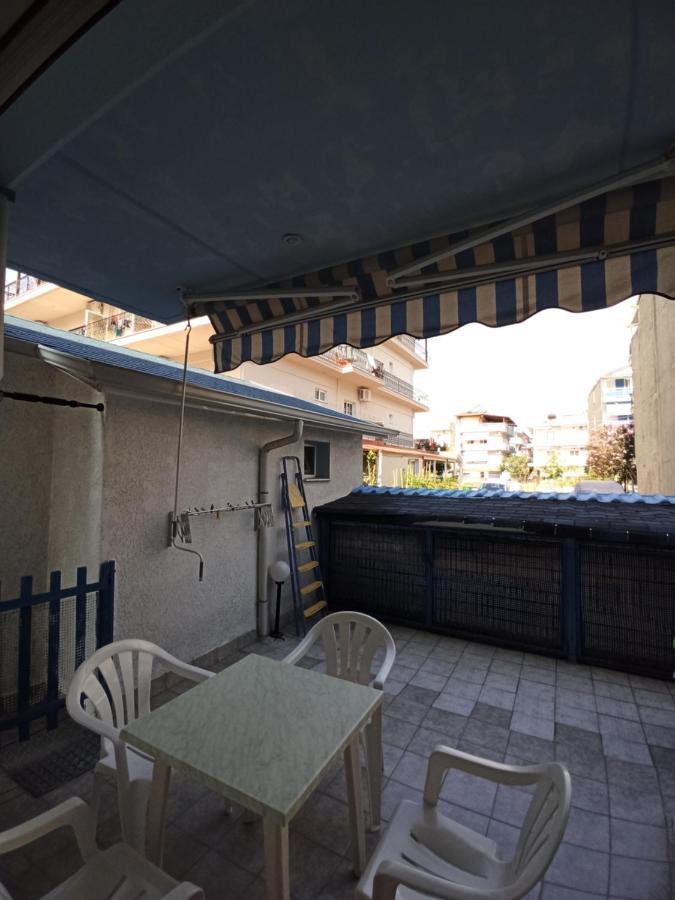 Villa Cosmos Inn Olympiakí Aktí 외부 사진